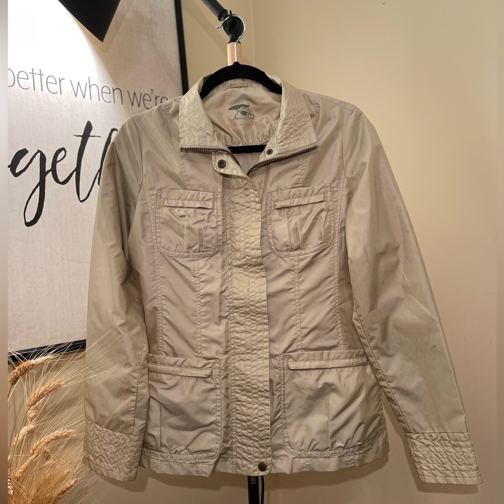 YCC Women’s Lightweight Jacket